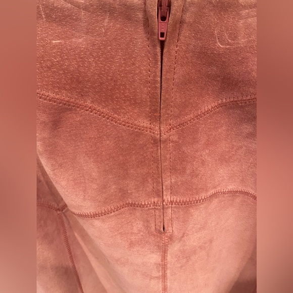 Pink suede A-line skirt size 10. - Picture 9 of 11